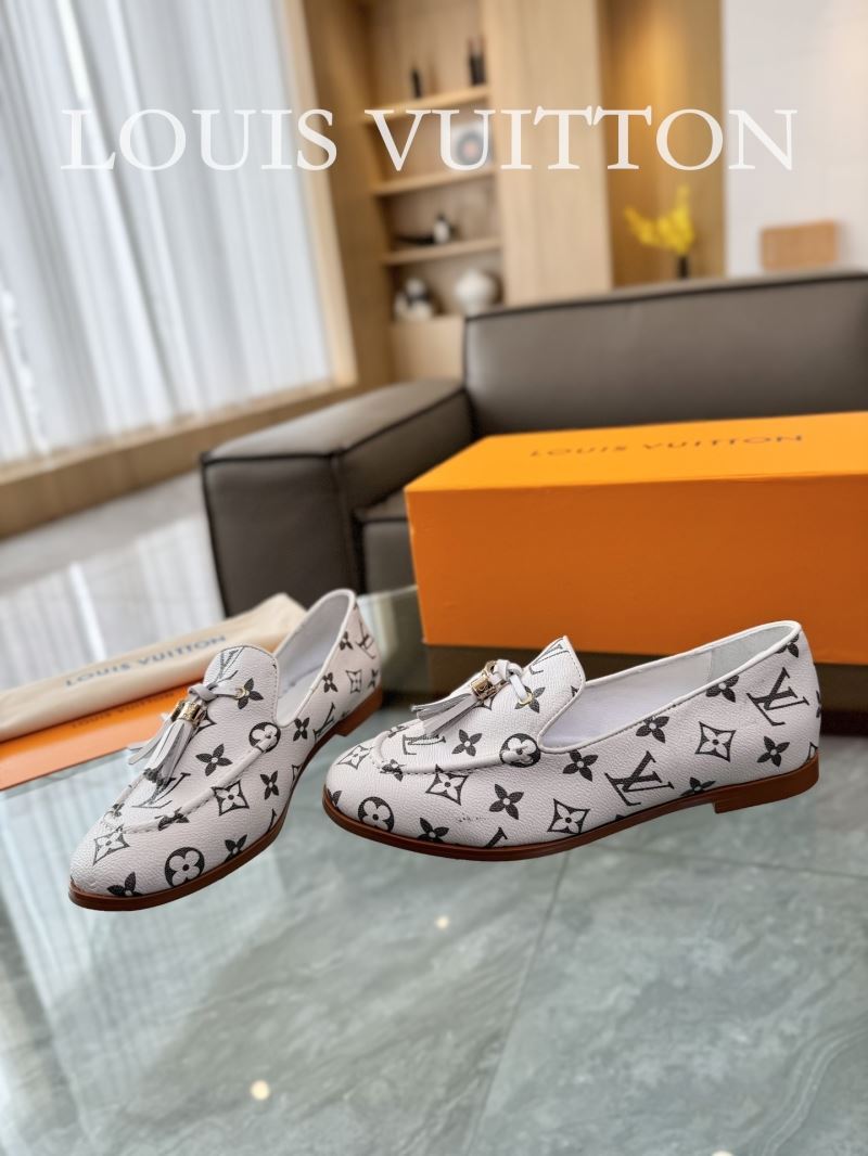 Louis Vuitton Low Shoes